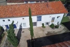 €180850 - Beautiful Stone House with Lovely Garden and Many Outbuildings