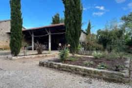 €180850 - Beautiful Stone House with Lovely Garden and Many Outbuildings