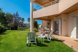 Three bedroom apartment overlooking the golf course of Vale da Pinta - Algarve