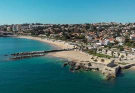 Land with approved project for the construction of a residential and commercial/service building - Historic center of Porto Salvo - Oeiras