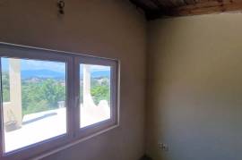 Excellent 4 Bed House For Sale In Kavac