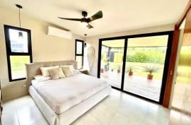 Luxury 1 Bed Home For Sale in Coco Beach