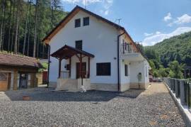 A ONE OF KIND PROPERTY FOR SALE – Private Property in UNESCO domain – Valley of the Kings in Hunedoara County,