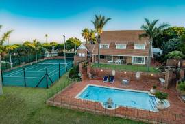 Stunning 4 Bed Villa For Sale in Port Elizabeth South