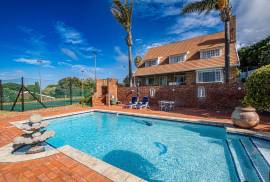 Stunning 4 Bed Villa For Sale in Port Elizabeth South