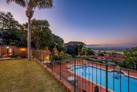 Stunning 4 Bed Villa For Sale in Port Elizabeth South