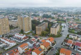 Fantastic 3 bedroom apartment with 3 fronts, on a top floor, in Gueifães, Maia – Not to be missed!