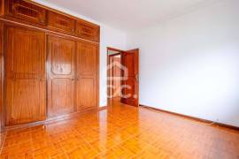 3 bedroom house for sale in Nogueira da Maia