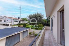 3 bedroom house for sale in Nogueira da Maia