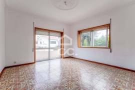 3 bedroom house for sale in Nogueira da Maia