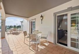 Carvoeiro - Spacious 4-bedroom villa with swimming pool and sea views