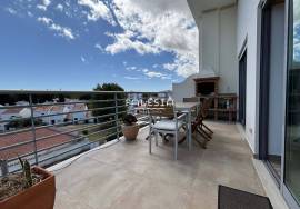 TOP FLOOR - TERRACE WITH BBQ 450 METRES FROM FALÉSIA BEACH