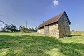 Habitable Detached Country House to Renovate