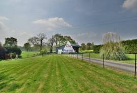 Detached Country House with Outbuilding