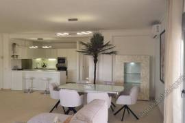 Luxury 3 bed, 2 bath apartment For Sale, Golf Hermitage, Amarilla Golf 395,000€