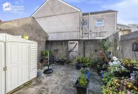 3 bedroom, Terraced House for sale