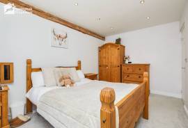 3 bedroom, Barn Conversion for sale