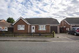 3 bedroom, Detached bungalow for sale