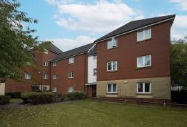 2 bedroom, Ground floor flat for sale