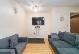 2 bedroom, Ground floor flat for sale