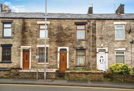 2 bedroom, Terraced House for sale