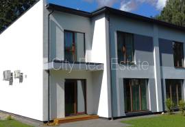 Detached house for rent in Riga, 178.00m2