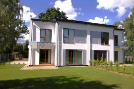 Detached house for rent in Riga, 178.00m2