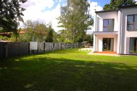 Detached house for rent in Riga, 178.00m2