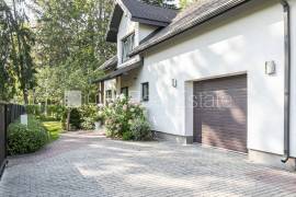 Detached house for rent in Jurmala, 230.00m2