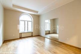 Apartment for sale in Riga, 204.00m2