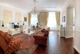 Apartment for sale in Riga, 136.80m2