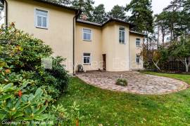 Detached house for sale in Jurmala, 200.00m2