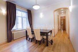 Apartment for rent in Riga, 102.00m2