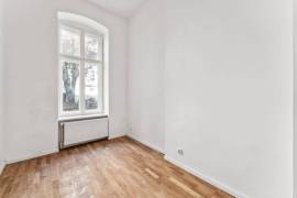 Ready to move! Spacious 3-room apartment in Schillerkiez