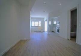 3 bedroom apartment - 100% refurbished central