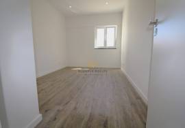 3 bedroom apartment - 100% refurbished central