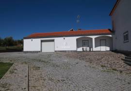 4 bedroom farm with 535 m2 of construction - Plot of land of 15,000 m2 - Elvas - Alentejo - Portugal