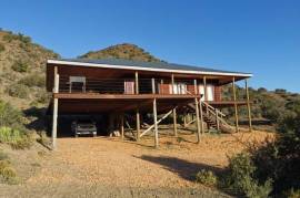 Luxurious 3 Bedroom Retreat in Touwsberg Private Game and Nature Reserve South