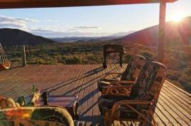 Luxurious 3 Bedroom Retreat in Touwsberg Private Game and Nature Reserve South