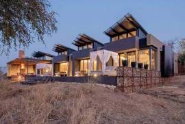 N’Wambu Safari Lodge in Mjejane Game Reserve For Sale in Hectorspruit South