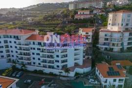 Renovated 4 Bedroom Apartment with Sea View, Top Floor