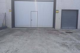 Industrial warehouse for sale in the Bayas industrial estate