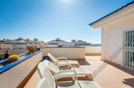 3 / 4 Bed Penthouse Apartment For Sale, Playa Graciosa 2, Los Cristianos