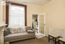 2 bedroom, Maisonette for sale