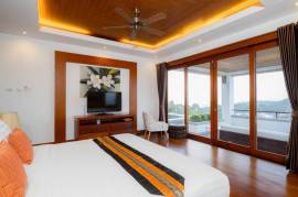 Villa Yang Som - Amazing Five Bedroom Villa With Andaman Sea Views in the Exclusive Baan Thai Surin Hill Estate