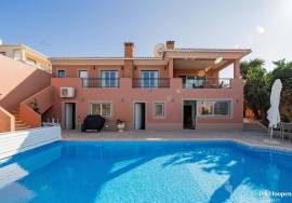 Charming Villa with Heated Pool and Golf Course Views