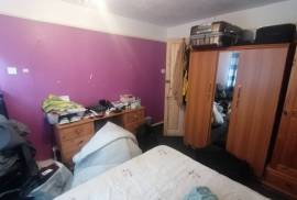 2 bedroom, Maisonette for sale