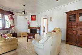 Detached Villa On Large Plot In Ciudad Quesada