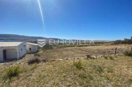 Pag, Zubovići, building plot 720 m2 in an excellent location with a beautiful view