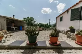 Rustic house near Serra da Estrela